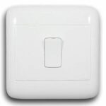 Noble Pays 60A 4x4 Isolator Switch