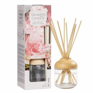 Yankee Candle Signature Reeds Fresh Cut Rose
